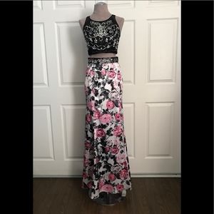 *SOLD* 2 peice formal dress
